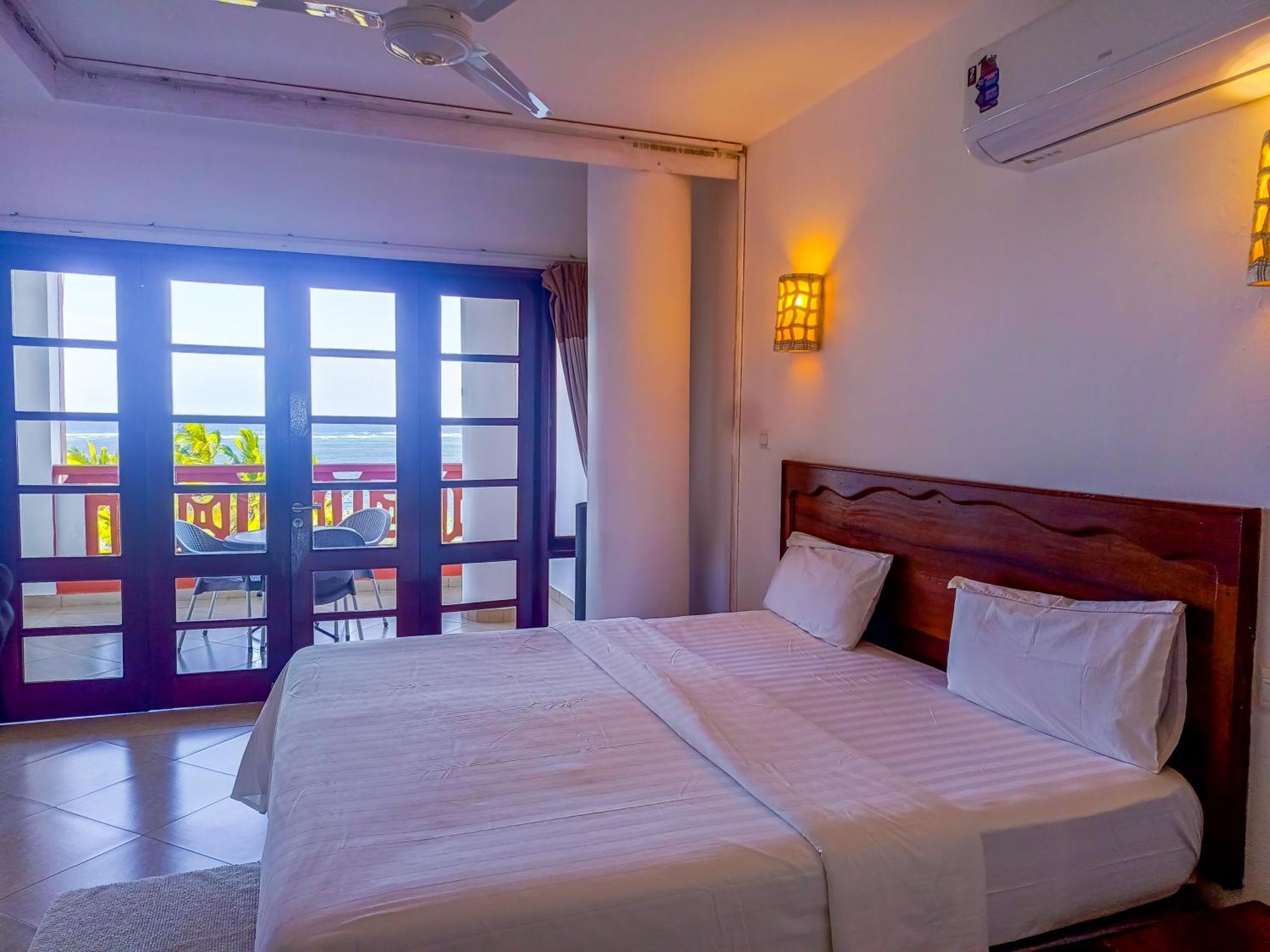Ivory Beachfront Stays Mombasa Luaran gambar